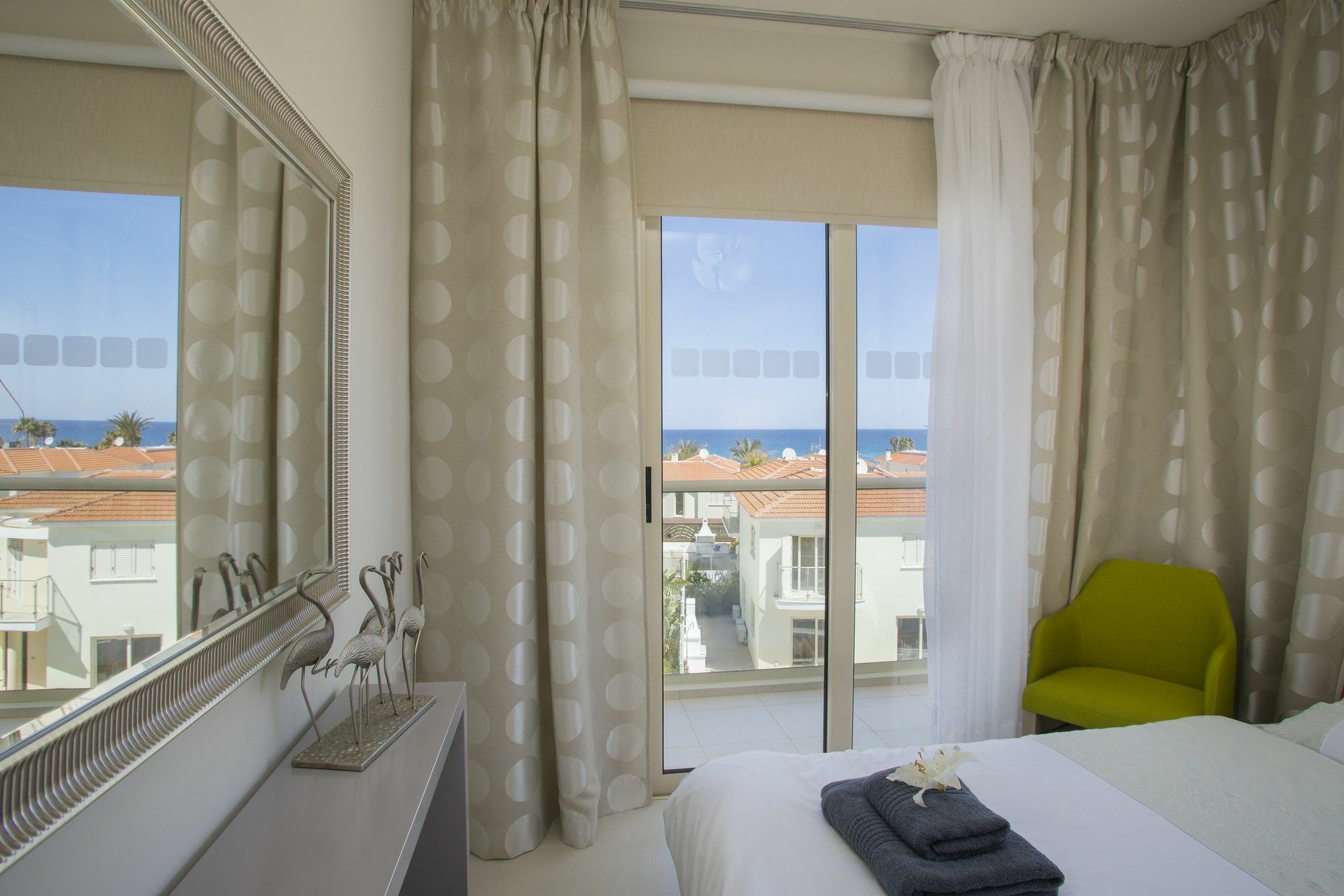 Marianna Suite Pernera Luaran gambar